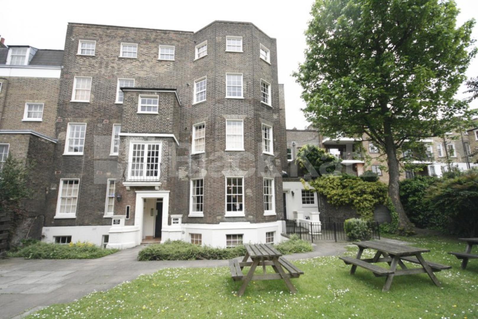 			3 Bedroom, 1 bath, 1 reception Apartment			 Slievemore Close, Clapham High Street